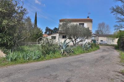 Maison - 96 m² - 3 pièces