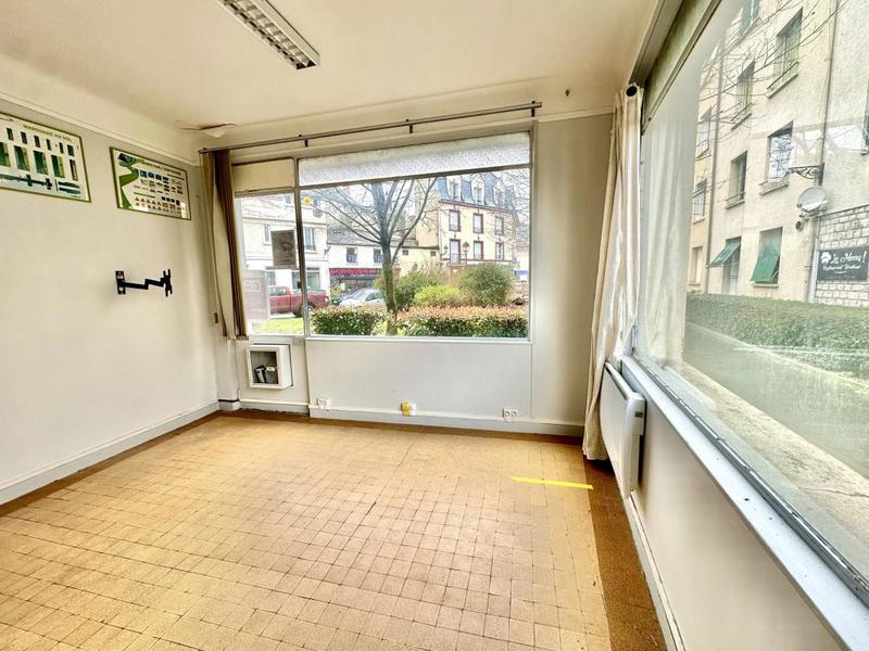 Local commercial - 55 m² - 4 pièces