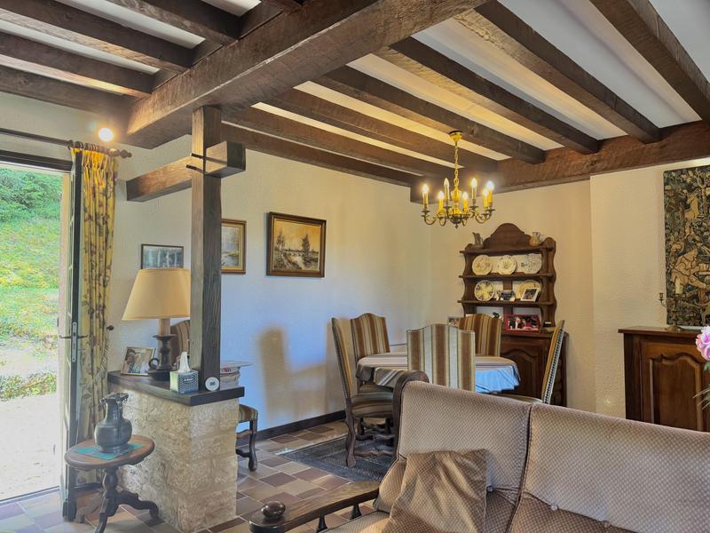 Maison traditionnelle - 125 m² - 4 pièces