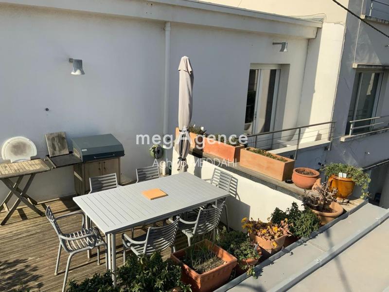 Appartement - 80 m² - 4 pièces