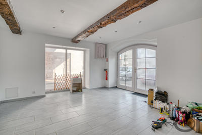 Maison - 304 m² - 16 pièces