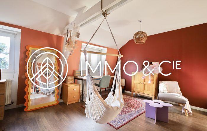 Maison - 192 m² - 6 pièces