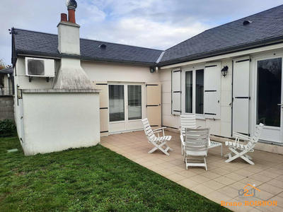 Maison - 95 m² - 5 pièces