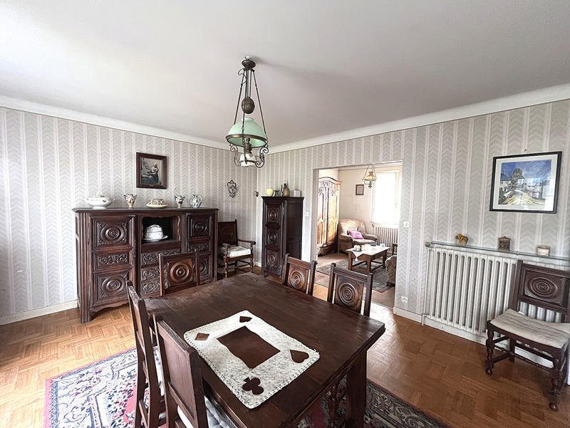 Maison - 107 m² - 6 pièces