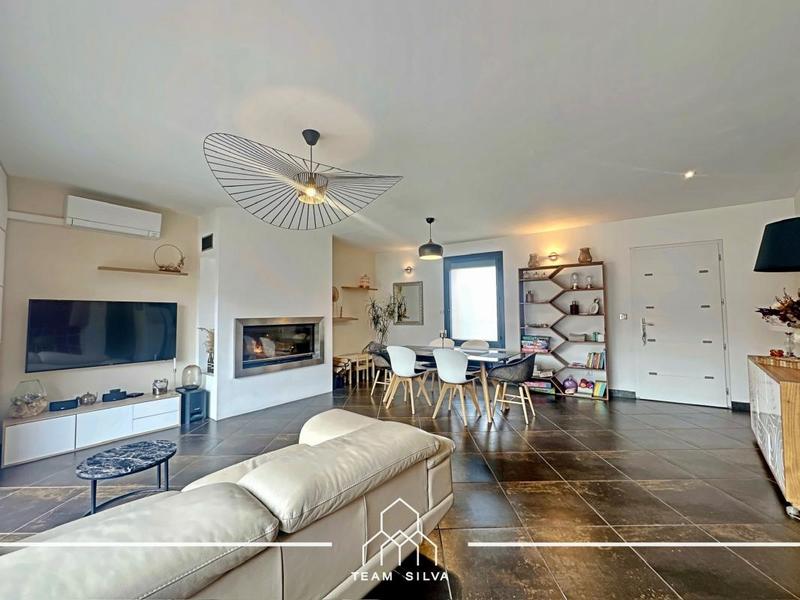 Maison - 125 m² - 4 pièces