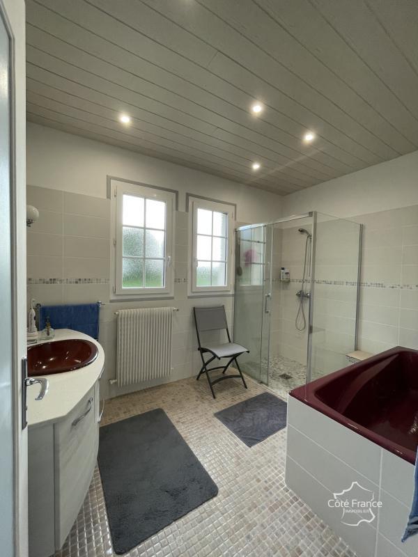 Villa - 187 m² - 7 pièces