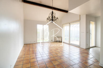 Appartement - 106 m² - 5 pièces