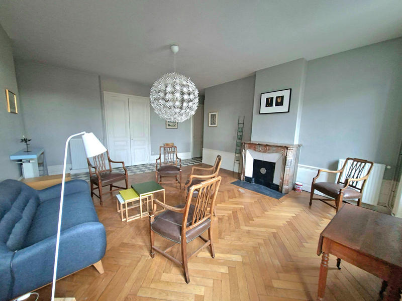 Appartement - 84 m² - 3 pièces