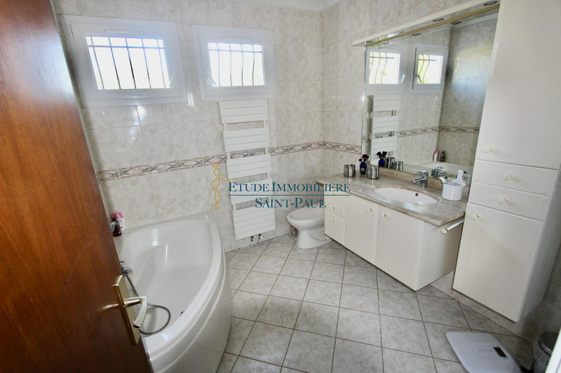 Maison traditionnelle - 135 m² - 5 pièces