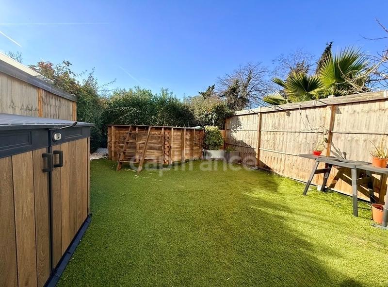 Appartement - 99 m² - 4 pièces