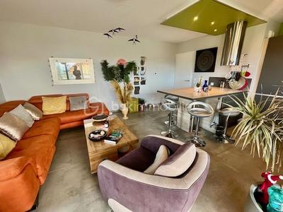 Appartement - 79 m² - 4 pièces