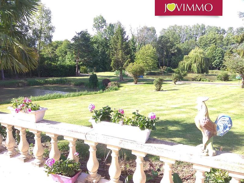 Maison - 309 m² - 11 pièces