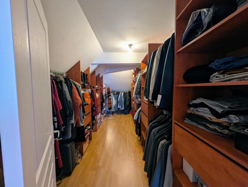 Propriété - 238 m² - 8 pièces