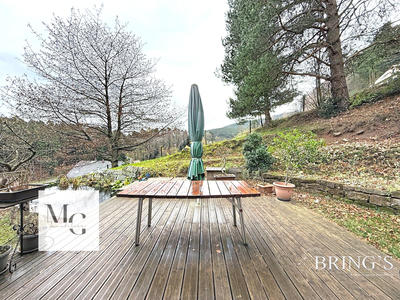 Maison - 96 m² - 4 pièces