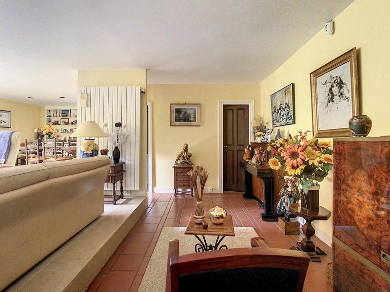 Maison ancienne - 290 m² - 10 pièces