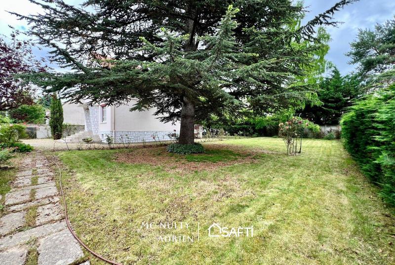 Maison - 143 m² - 8 pièces