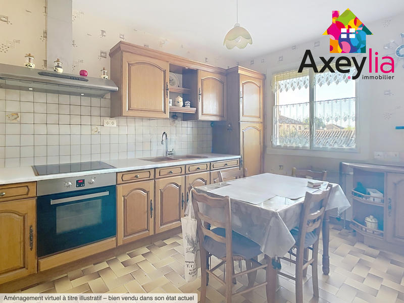 Maison - 99 m² - 5 pièces