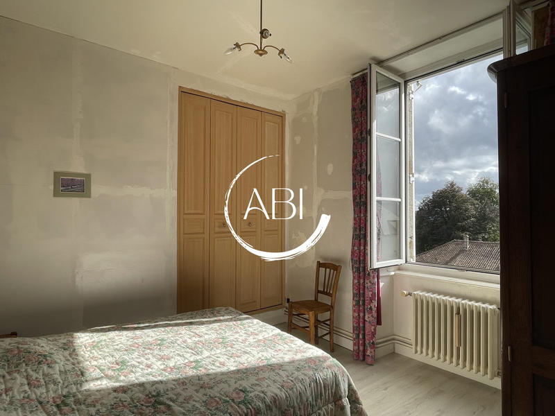 Maison ancienne - 167 m² - 9 pièces