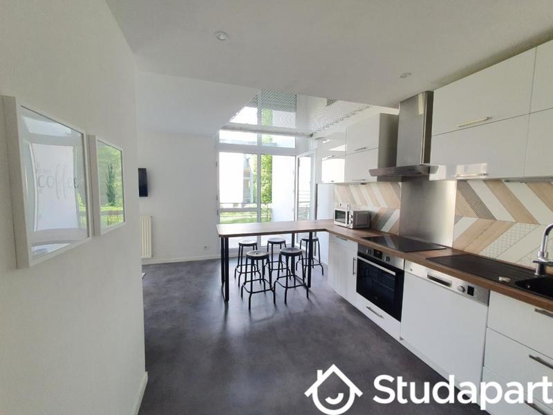 Chambre - 10 m² - 1 pièce