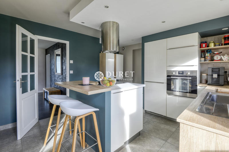 Maison - 141 m² - 8 pièces