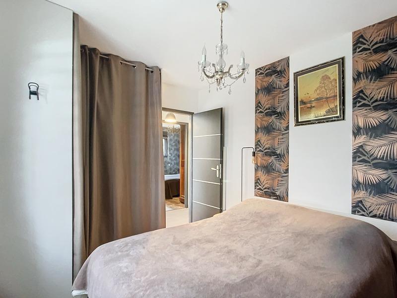 Maison - 121 m² - 5 pièces