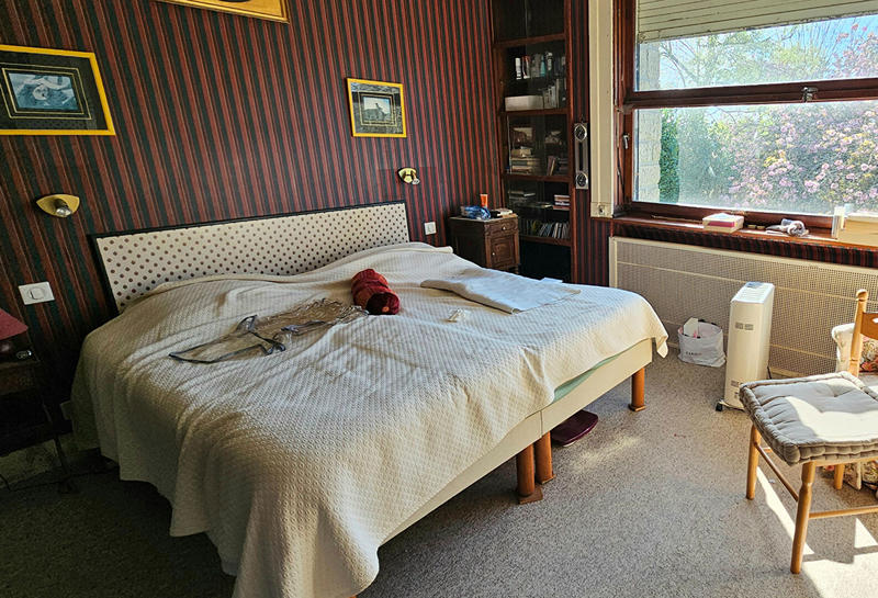 Maison - 280 m² - 7 pièces