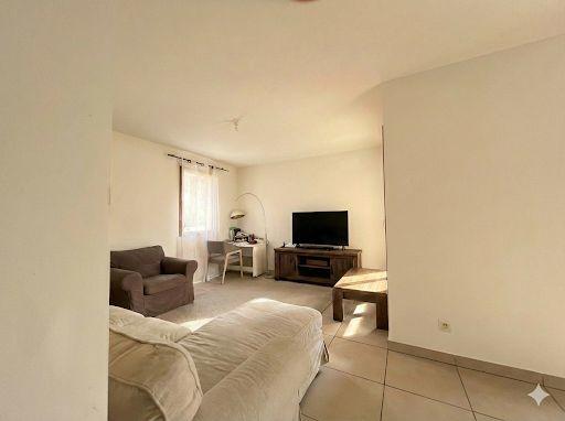 Appartement - 101 m² - 4 pièces