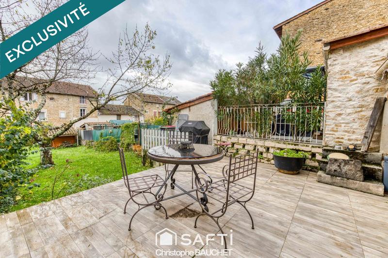 Maison de village - 150 m² - 6 pièces