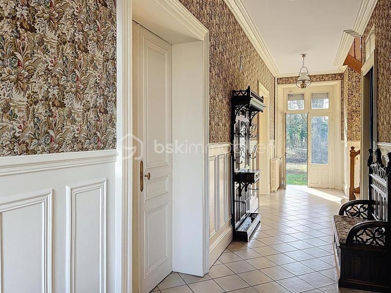 Maison de maîtres - 335 m² - 10 pièces