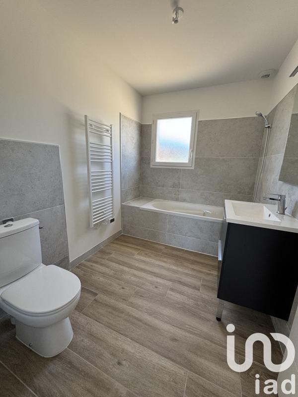 Maison - 99 m² - 5 pièces