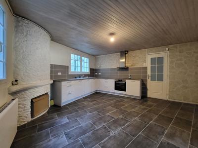 Maison - 139 m² - 5 pièces