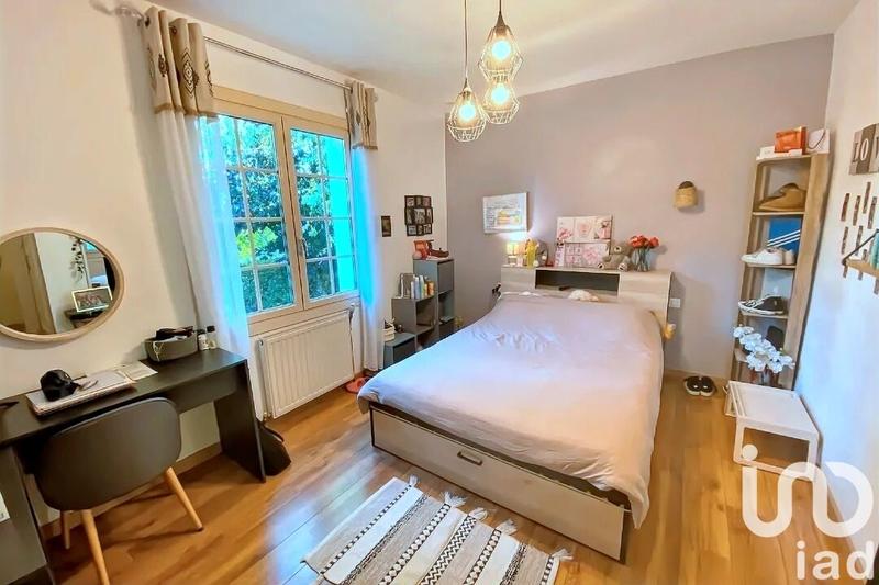 Maison - 190 m² - 7 pièces