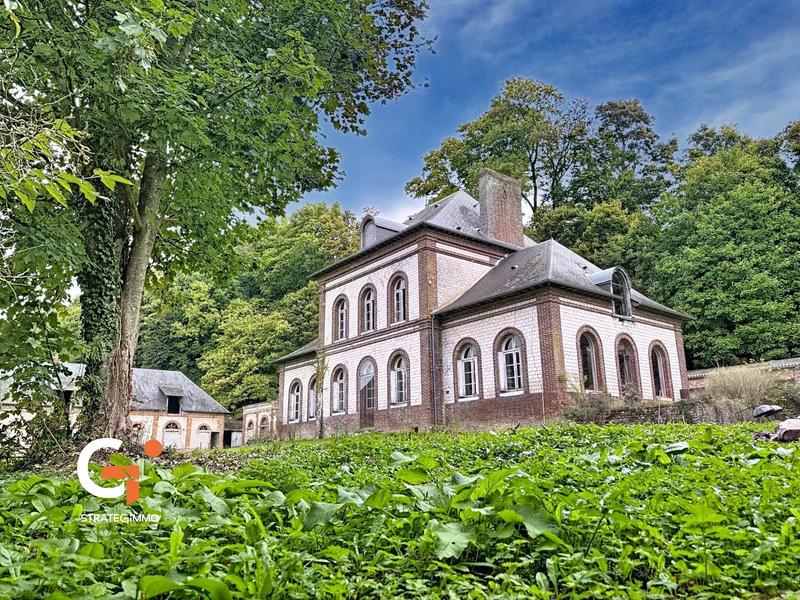 Maison - 253 m² - 6 pièces