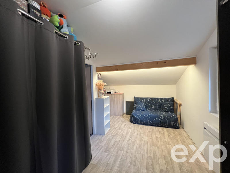 Maison ancienne - 265 m² - 7 pièces