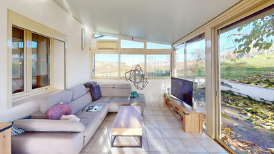 Maison - 121 m² - 6 pièces