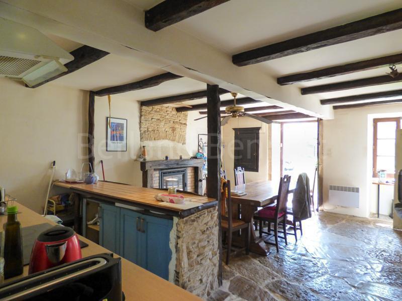 Maison en pierre - 177 m² - 7 pièces