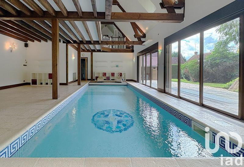 Maison - 292 m² - 7 pièces