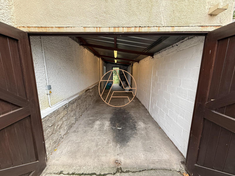 Maison - 93 m² - 5 pièces