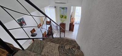 Appartement - 92 m² - 5 pièces