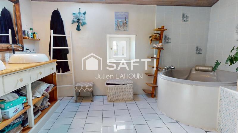 Maison - 299 m² - 7 pièces