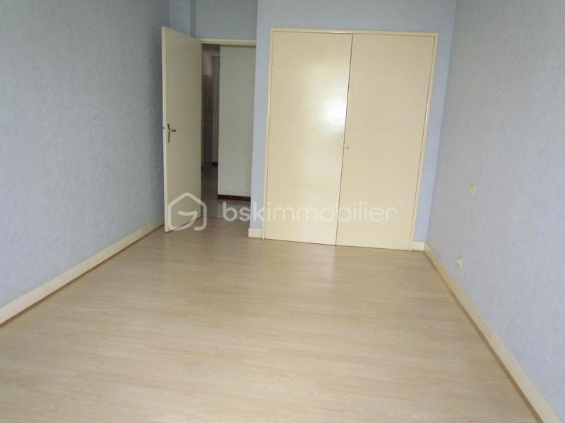 Appartement - 77 m² - 4 pièces