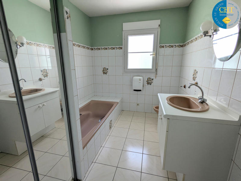 Maison - 107 m² - 6 pièces