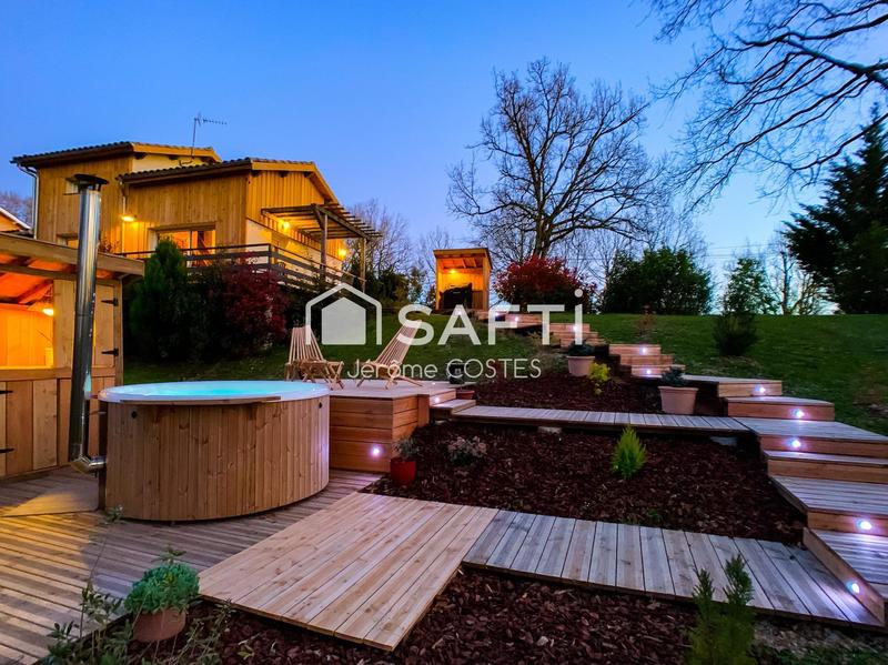 Maison - 345 m² - 10 pièces