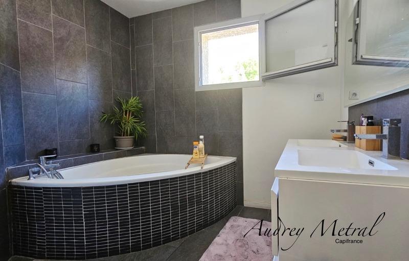 Maison - 157 m² - 5 pièces