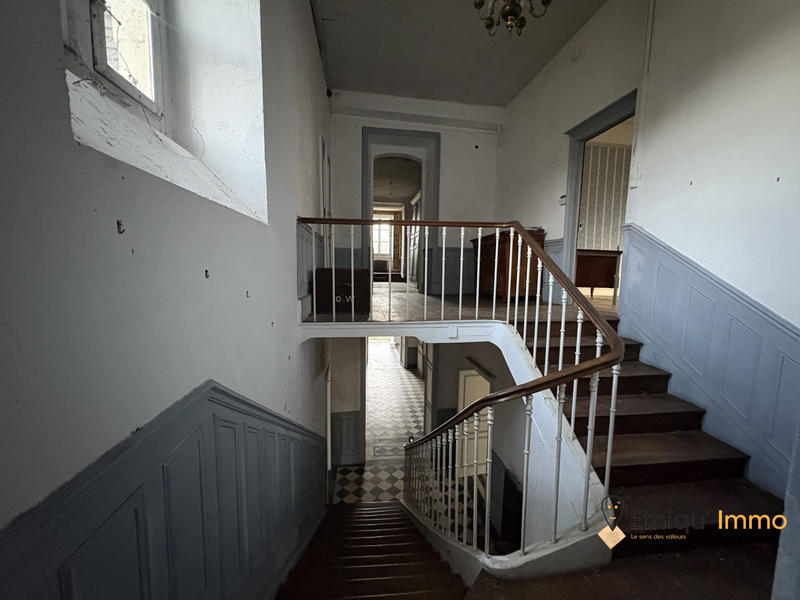 Château - 700 m² - 25 pièces