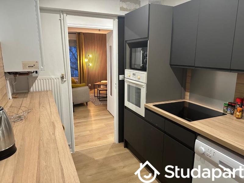 Chambre - 12 m² - 1 pièce