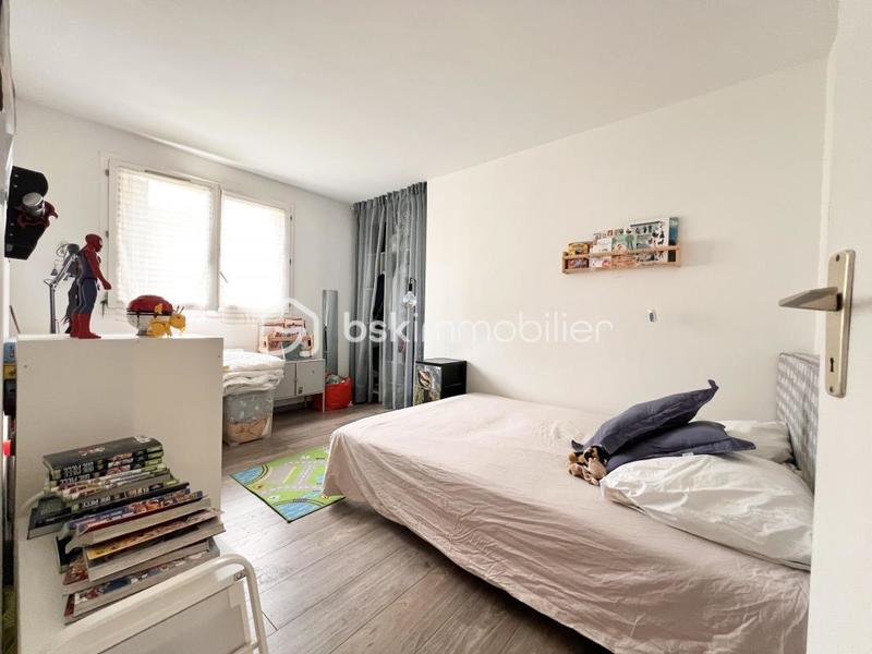 Appartement - 75 m² - 3 pièces