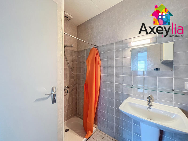 Propriété - 125 m² - 6 pièces