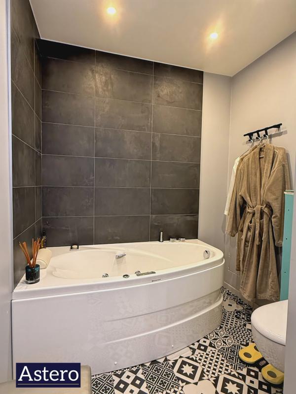 Appartement - 107 m² - 4 pièces