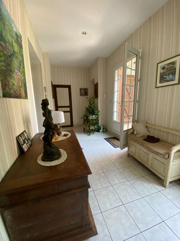 Maison - 208 m² - 6 pièces